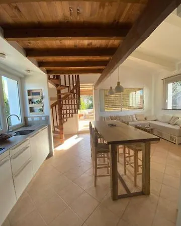 شقة Duplex Dans Petit Mas Calme